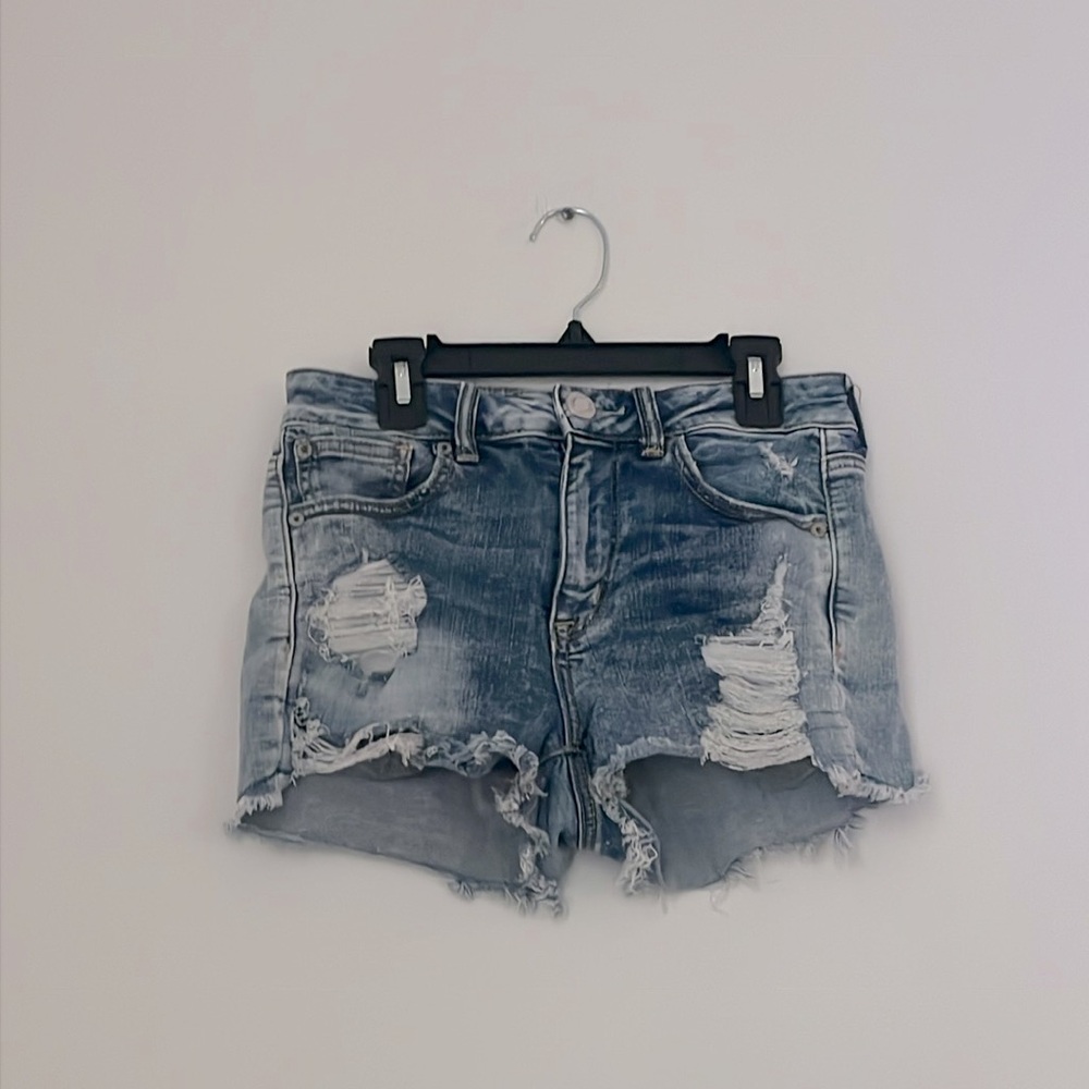 Distressed American Eagle Jean Shorts Medium Wash